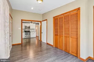 531 Crown St, Morrisville, PA 19067 - Photo 23
