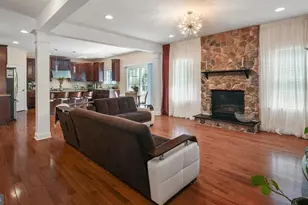 18 Beechwood Blvd, Feasterville-Trevose, PA 19053 - Photo 21