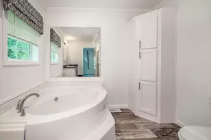 5102 Galen Dr, Morrisville, PA 19067 - Photo 11