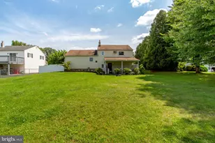 1212 Dahlia Rd, Warminster, PA 18974 - Photo 37