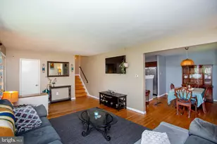 1212 Dahlia Rd, Warminster, PA 18974 - Photo 7