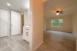 31019 Bennett Pl, Holland, PA 18966 - Photo 5