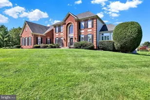 152 Parsons Ln, Newtown, PA 18940 - Photo 5