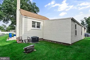 512 Grant Ave, Croydon, PA 19021 - Photo 7