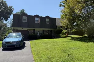 34 Fawn Dr, Southampton, PA 18966 - Photo 1