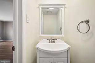 315 Dartmouth Ct, Bensalem, PA 19020 - Photo 17