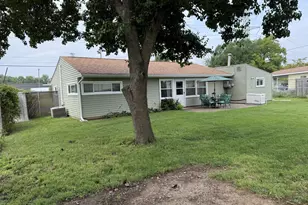 129 Dogwood Dr, Levittown, PA 19055 - Photo 27