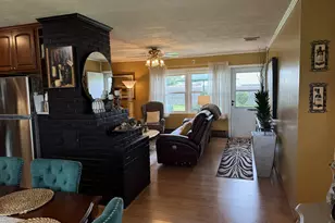129 Dogwood Dr, Levittown, PA 19055 - Photo 7