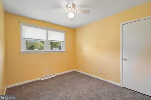 2176 Meadowview Dr, Jamison, PA 18929 - Photo 17