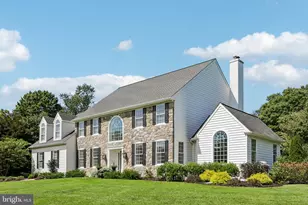 3696 Coldbrook Cir, Doylestown, PA 18902 - Photo 5