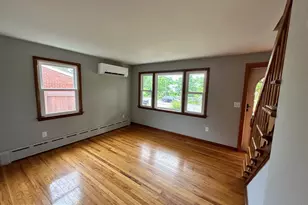 320 Barclay Ave, Morrisville, PA 19067 - Photo 3