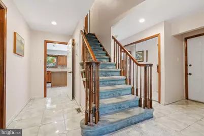 558 Newport Circle #E, Langhorne, PA 19053 - Photo 5