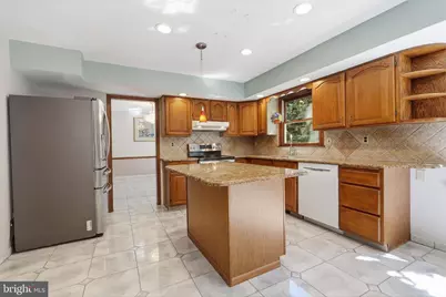 558 Newport Circle #E, Langhorne, PA 19053 - Photo 11
