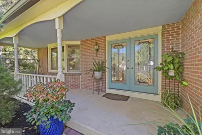 558 Newport Circle #E, Langhorne, PA 19053 - Photo 3