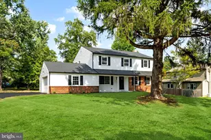 5 Walnut Ln, Doylestown, PA 18901 - Photo 1