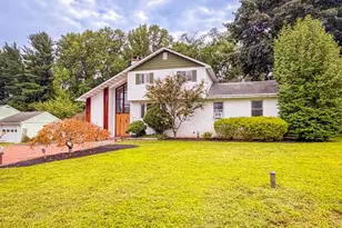 73 Evergreen, Doylestown, PA 18901 - Photo 3