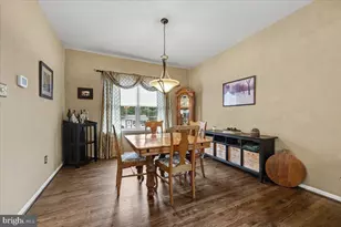 212 Somerset Cir, Chalfont, PA 18914 - Photo 9
