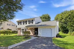 884 Stirrup Ln, Warrington, PA 18976 - Photo 1