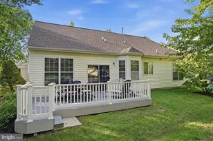 1001 Monroe Dr, Warwick, PA 18974 - Photo 5