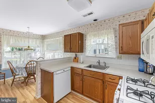 2902 Lynbrooke Dr, Yardley, PA 19067 - Photo 9