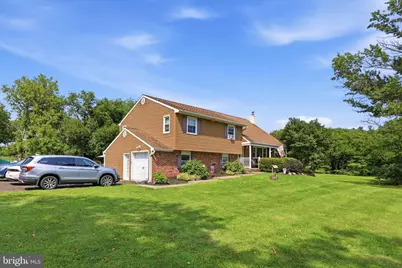337 Middle Holland, Southampton, PA 18966 - Photo 3