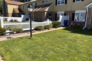 22 Hollybrooke Dr, Langhorne, PA 19047 - Photo 3