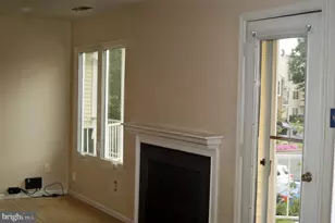 283 Juanita Ct, Levittown, PA 19057 - Photo 5