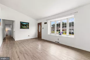 2514 Green Ave, Bristol, PA 19007 - Photo 3