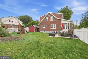 411 E Walnut St, Perkasie, PA 18944 - Photo 21