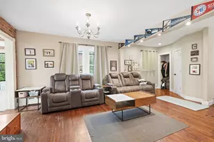 411 E Walnut St, Perkasie, PA 18944 - Photo 5