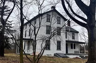 4595 County Line Rd, Line Lexington, PA 18932 - Photo 3