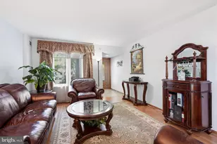 6625 Senator Ln, Bensalem, PA 19020 - Photo 7