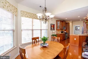 14 Five Ponds Cir, Warminster, PA 18974 - Photo 19
