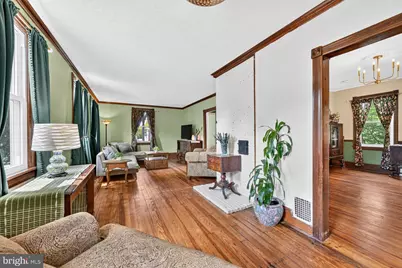 814 N Pennsylvania Avenue, Morrisville, PA 19067 - Photo 15
