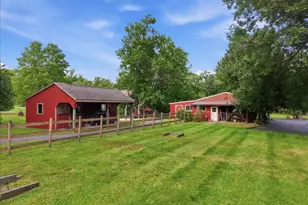 2053 Mountain View Dr, Quakertown, PA 18951 - Photo 47