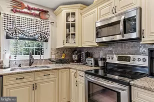 450 Citation Ln, Warminster, PA 18974 - Photo 11