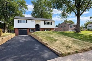 262 Lea Ln, Warminster, PA 18974 - Photo 1