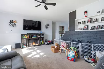 28 Orchard Lane, Levittown, PA 19055 - Photo 15