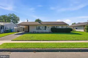 28 Orchard Ln, Levittown, PA 19055 - Photo 1