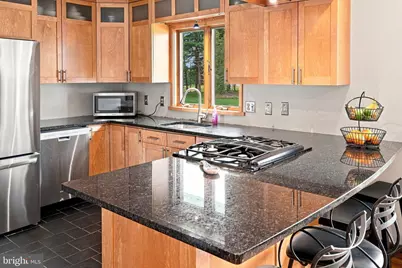 272 W Sandy Ridge Road, Doylestown, PA 18901 - Photo 15