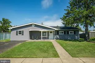 48 Beechtree Rd, Levittown, PA 19057 - Photo 1