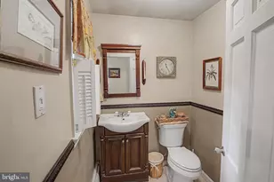 252 Walton Dr, Morrisville, PA 19067 - Photo 13