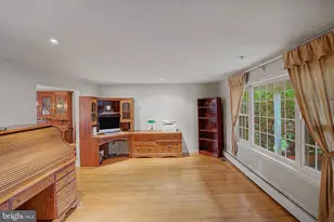 252 Walton Dr, Morrisville, PA 19067 - Photo 11