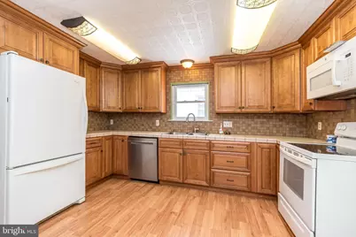 334 W Broad Street Street, Quakertown, PA 18951 - Photo 97
