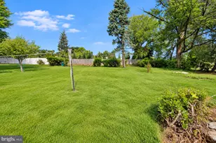 408 Central Ave, Feasterville-Trevose, PA 19053 - Photo 11