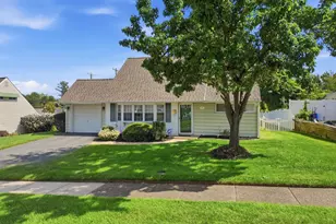 181 Lower Orchard Dr, Levittown, PA 19056 - Photo 3