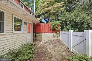 17 Constitution Ave, Doylestown, PA 18901 - Photo 33