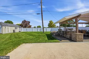 551 Stonybrook Dr, Levittown, PA 19055 - Photo 33