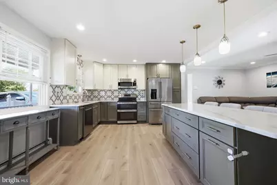 551 Stonybrook Drive #E, Levittown, PA 19055 - Photo 5