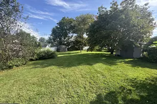 200 Allendale Dr, Morrisville, PA 19067 - Photo 23
